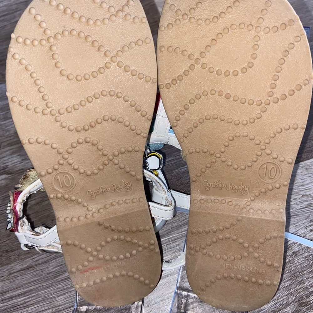 Cynthia Rowley flower sandals for girls size 10 - Picture 2 of 2